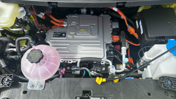 BYD Dolphin Surf 65kW Boost 43kWh 5dr Auto Electric Hatchback - Image 8